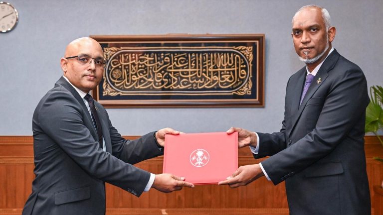 މާލީ ވަޒީރަކަށް ޙަސަން ޒަރީރު ޢައްޔަންކުރައްވައިފި