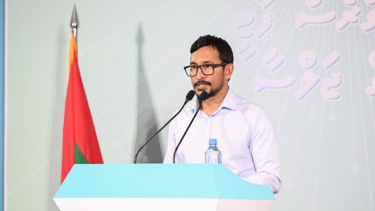އިނގުރައިދޫ ދާއިރާގެ މެމްބަރު އިބްރާހިމް ފަލާހް