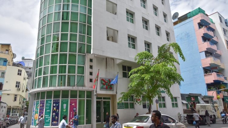 ނުކުޅެދުންތެރިކަން ހުންނަ މީހުންގެ ކަރާމާތަށް އުނިކަންދޭ ޕޯސްޓްތައް ނުކުރަން އިލްތިމާސްކޮށްފި