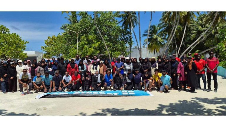 މާލެ އޭރިއާ ކޮމާންޑުން ސިވިލް ސަރވިސް މުވައްޒަފުންނަށް ޓީމް ބިލްޑިންގ ހަރަކާތެއް ބާއްވައިފި