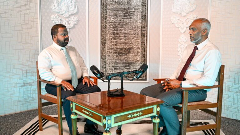 ޒުވާނުން ބާރުވެރިކުރުވުމުގެ ނަތީޖާ ފެންނާނެކަމުގެ ޔަޤީންކަން ރައީސް ދެއްވައިފި