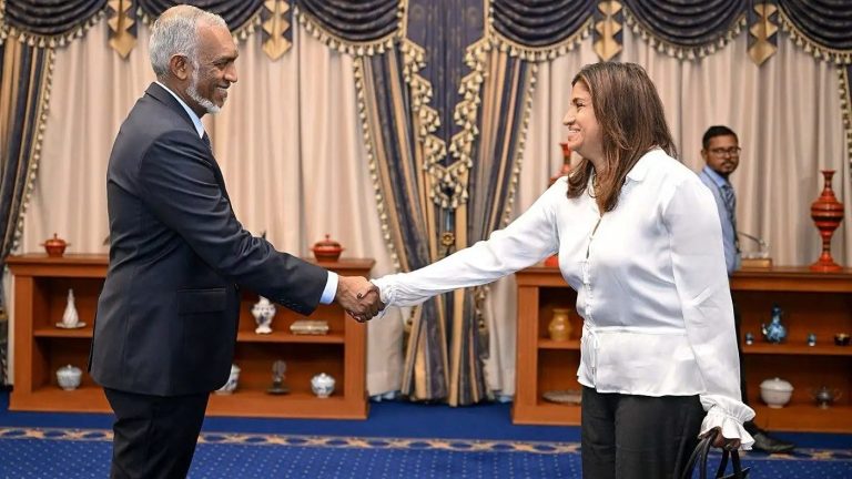 ޑިވެލޮޕްމަންޓް ބޭންކުގެ ޗެއާޕާސަން އަރޫނީ މަގާމުން އިސްތިއުފާ ދެއްވައިފި