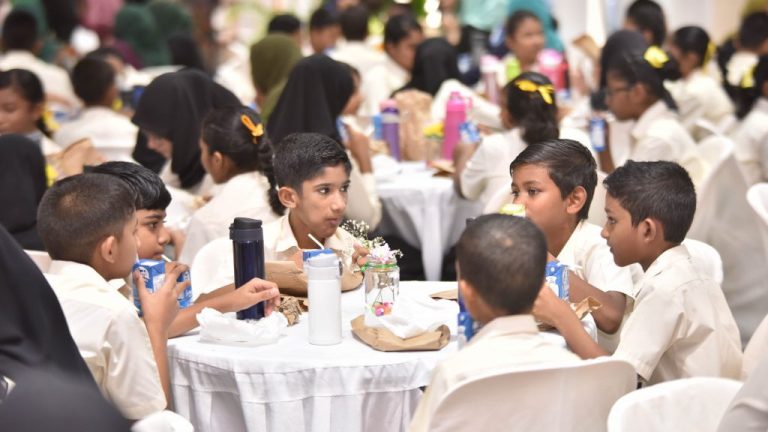 ނާސްތާ ޕްރޮގްރާމްގެ ދަށުން މިހާރު ނާސްތާ ދެނީ 400 އެއްހާ ކުދިންނަށް: މިނިސްޓަރު