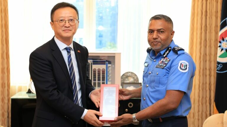 ދިވެހި ފުލުހުންގެ ހިދުމަތުގެ ގާބިލުކަން އިތުރުކުރުމަށް ޗައިނާއާއެކު މަޝްވަރާކޮށްފި