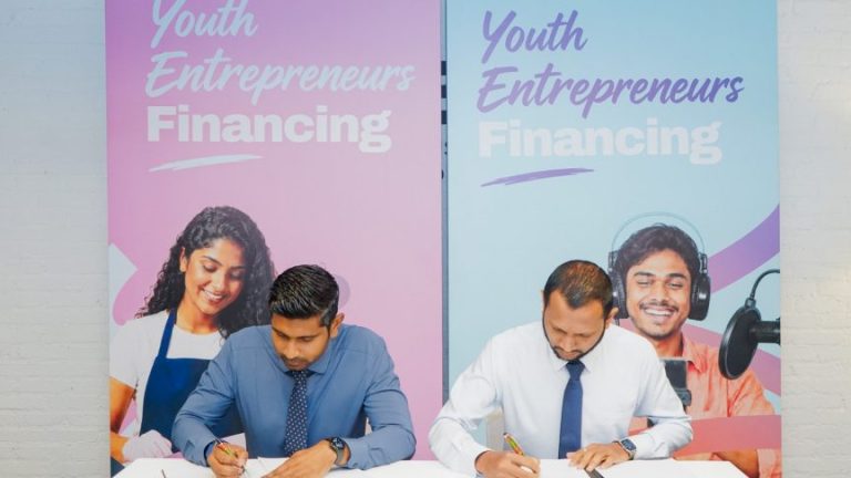 ޒުވާން ވިޔަފާރިވެރިން ކުރިއެރުވުމަށް އެސްއެމްއީ ޑިޖިޓަލް އާއި ބީސީސީ ގުޅިއްޖެ