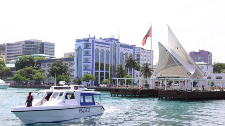 ސްކޭމްތަކުން ގެއްލުނު ތިންލައްކައިގެ ތެރެއިން ލައްކައެއް ފުލުހުން ހޯދައިދީފި!