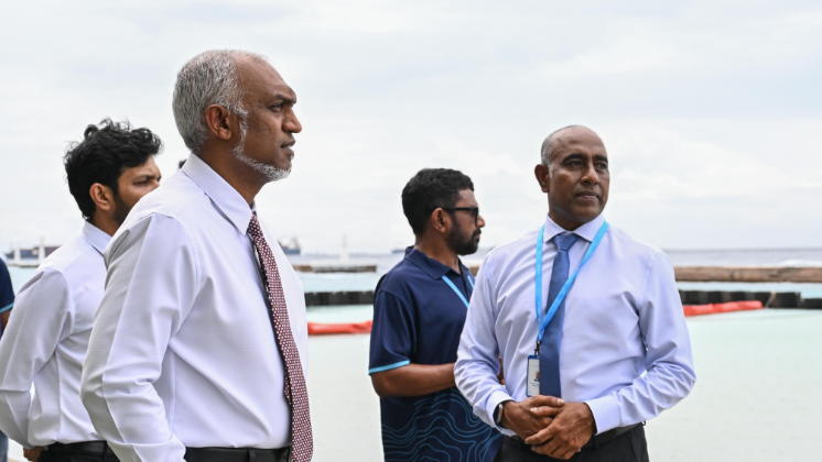 ބޮޑުތަކުރުފާނު މަގަށް ރައީސް ޒިޔާރަތްކުރައްވައި، މަގު ފެހިކުރުމަށް ހާއްސަ އިރުޝާދެއް ދެއްވައިފި!