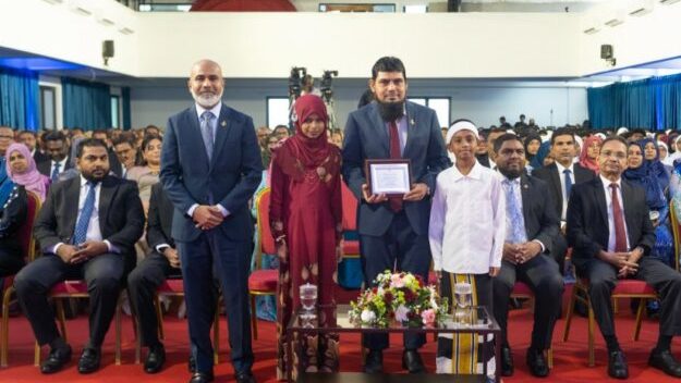 ޓިއުޝަން ސަޤާފަތް ދޫކޮށް، އަމިއްލައަށް އުނގެނުމަށް އިސްކަންދިނުން މުހިންމު - މިނިސްޓަރ