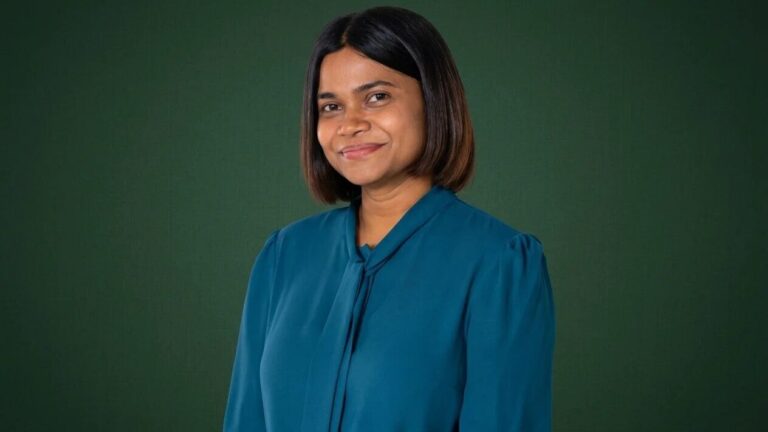 "އައްޑޫ ހަންކެޑެ ޑިވެލޮޕްމަންޓް ކޯޕަރޭޝަން ލިމިޓެޑް"ގެ މެނޭޖިން ޑިރެކްޓަރުގެ މަގާމަށް ބޭންކް އޮފް މޯލްޑިވްސް (ބީއެމްއެލް)ގެ ޗީފް މާކެޓިން އޮފިސަރުގެ މަގާމުގައި ހުންނެވި އާއިޝަތު ޒަމްރާ ޒާހިރު އައްޔަންކުރައްވައިފި