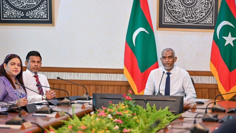 ކެބިނެޓް ބައްދަލުވުމުގެ ތެރެއިން