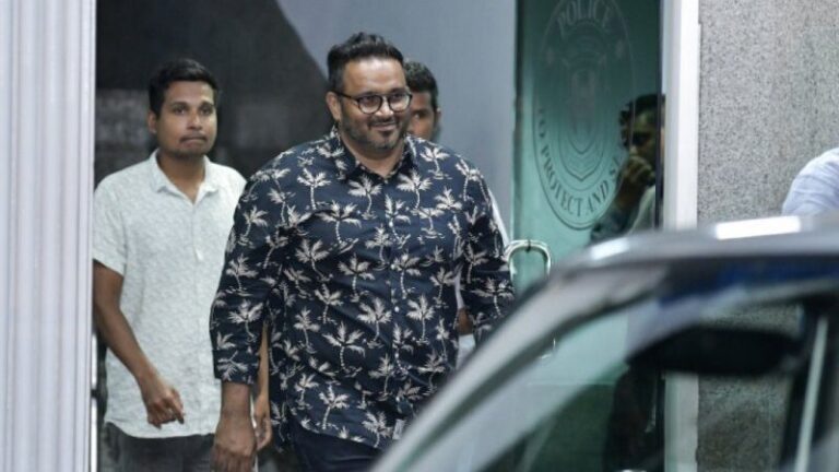 ކުރީގެ ނައިބު ރައީސް އަޙްމަދު އަދީބު