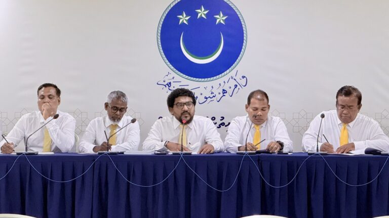 އެމްޑީޕީ ޕާލަމެންޓަރީ ގްރޫޕުން ބާއްވަވާ ނޫސްވެރިންގެ ބައްދަލުވުން