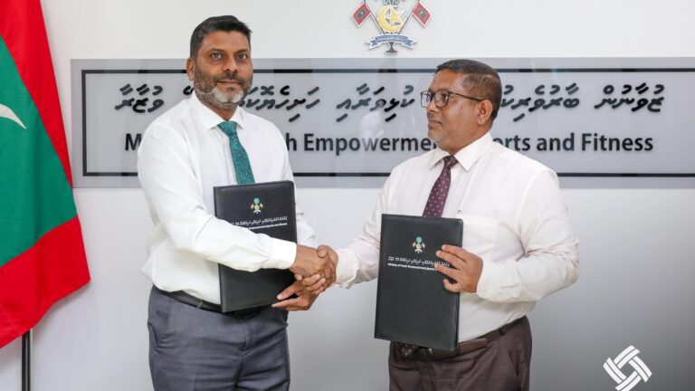 މާލޭ ގަލޮޅު ފުޓްސަލް ދަނޑު ތަރައްގީކުރަން އާރުޑީސީއާއެކު ސޮއިކޮށްފި