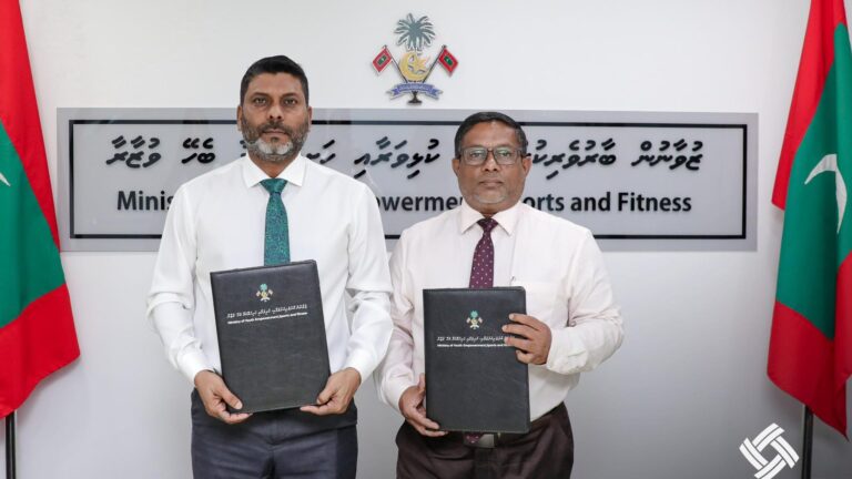 ތިމަރަފުށީ ފިޓްނަސް އެންޑް ރެކްރިއޭޝަން ސެންޓަރ މަރާމާތުކުރުން އާރުޑީސީއާއެކު އެއްބަސްވުމެއްގައި ސޮއިކުރުން