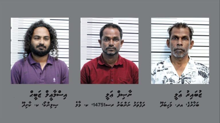 އޮރިޔާން ކާޑު ވިއްކައި ވިޔަފާރިކުރި މީހުން