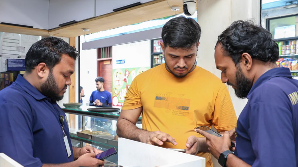 14 ބިދޭސީން ފާސްކޮށް، 2 މީހަކު އިމިގްރޭޝަން ބެލުމުގެ ދަށަށް