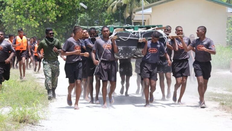 ވަތަނީ ހިދުމަތުގެ 3 ވަނަ ބެޗުގެ ދަރިވަރުން "ކޭމްޕް ފަންވަރު" ނިންމާލައިފި