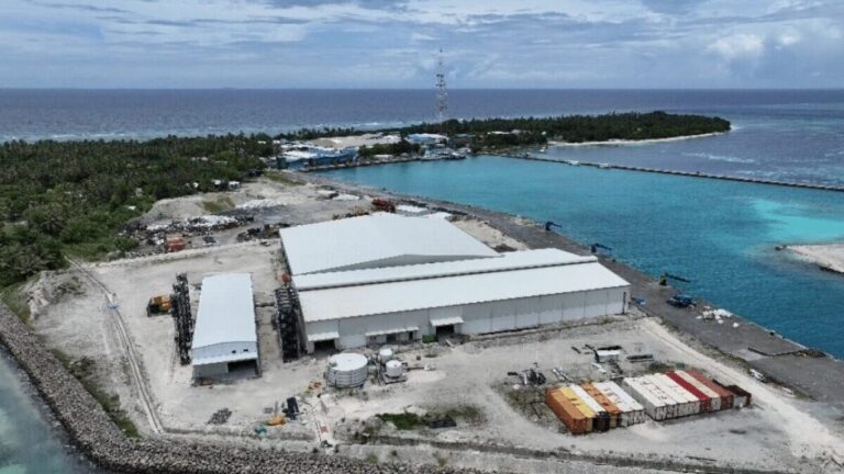 ފެލިވަރު ކޯލްޑް ސްޓޯރޭޖް މަސްވެރިންގެ ދުވަހާ ދިމާކޮށް ހުޅުވަން ތައްޔާރުވަނީ