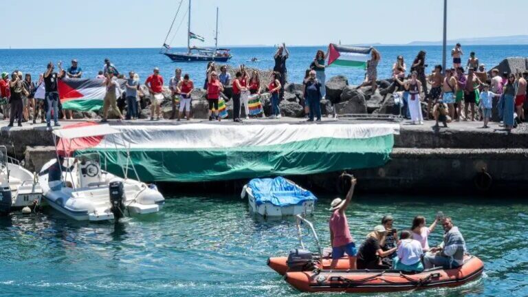 ގާޒާގެ ބަންދު އުވާލުމަށް އާ ބައިނަލްއަގުވާމީ ފްލޯޓިލާއެއް ފުރައިފި