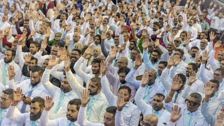 ޕީއެންސީގެ މެންބަރުންގެ މަޖިލީހުގެ 18 ގޮނޑިއަށް ބޭފުޅުން އިންތިހާބުކޮށްފި