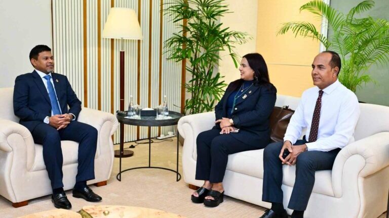 ނައިބް ރައީސް ނިއުޔޯކަށް ފުރާވަޑައިގެންފި