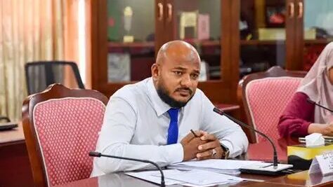 ޕީއެންސީއަށް ނުވަދެގެން ވަޒީފާ ނުގެއްލޭނެކަމުގެ ޔަގީންކަން ޝުޖާއު ދެއްވައިފި