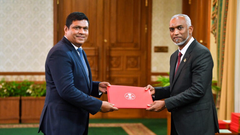 ފަތުރުވެރިކަން ކުރިއެރުވުމަށް ސަރުކާރުގެ ފުރިހަމަ އެއްބާރުލުން ލިބޭނެ: ވަޒީރު އަމީން