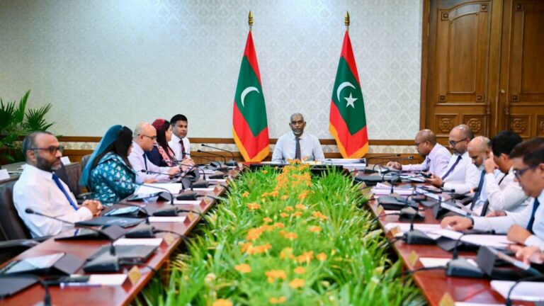 ތަރައްގީގެ މަޝްރޫއުތައް އަވަސްކުރަން ވަޒީރުންގެ މަޖިލީހުގެ ހާއްސަ ބައްދަލުވުމެއް ބާއްވައިފި