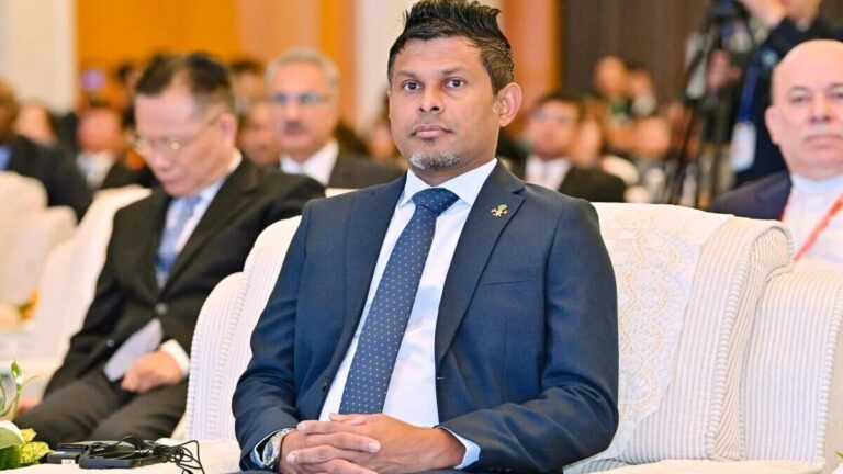 ކޮމަންވެލްތުގެ ބައްދަލުވުމުގައި ބައިވެރިވެވަޑައިގަތުމަށް ނައިބު ރައީސް ފުރާވަޑައިގެންފި