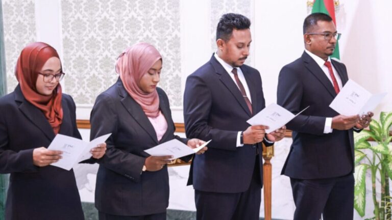މެޖިސްޓްރޭޓް ކޯޓުތަކަށް އައްޔަން ކުރެއްވި ހަތަރު ފަނޑިޔާރުން