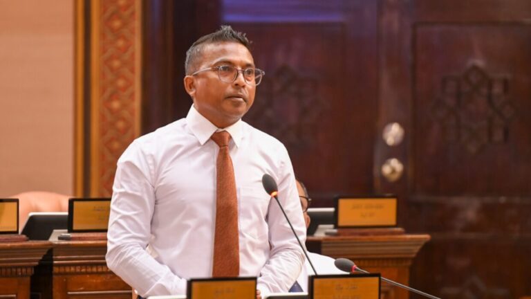 މާފަންނު ދެކުނު ދާއިރާގެ ޕީއެންސީ މެންބަރު އަބްދުﷲ ރިފާއު