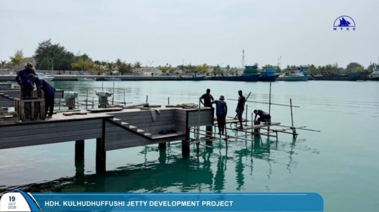 ކުޅުދުއްފުށީ ޖެޓީ ތަރައްޤީކުރުން: ކޮންކްރީޓް މަސައްކަތްތައް ކުރިއަށްދަނީ