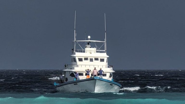 ބޮޑު ކަންނެލީގެ ދޯނިތަކަށް ސަބްސިޑީ ދޭން ނިންމައިފި ފޮޓޯ: މަސްވެރި އިހަވަންދޫ