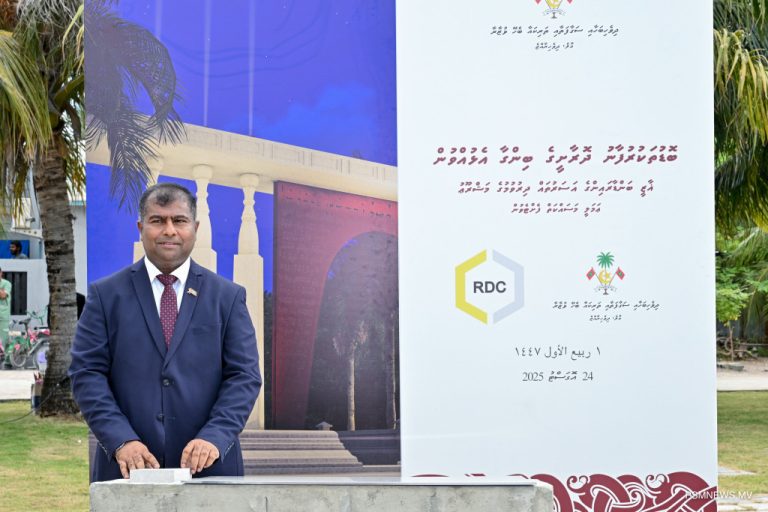 ބޮޑުތަކުރުފާނު ދޮރޯށީގެ ބިންގާ އަޅައިފި