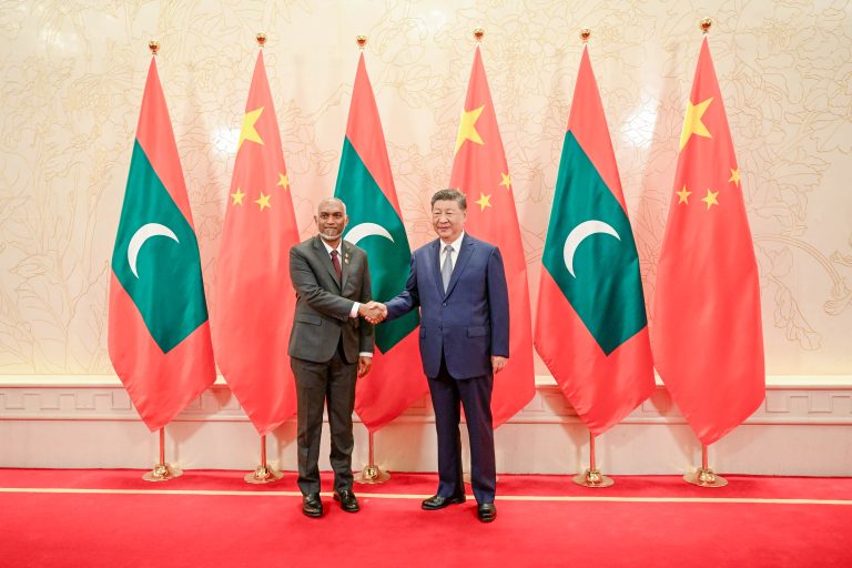 ރައީސް ޗައިނާއަށް ކުރެއްވި ރަސްމީ ދަތުރުފުޅު ނިންމަވާލައްވައި މާލެ ވަޑައިގެންފި