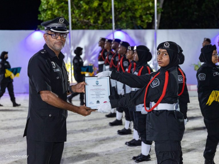 ”ސެޓްފިކެޓް 1 އިން ބޭސިކް ކަރެކްޝަނަލް އޮފިސަރސް ޓްރޭނިންގ“ ގެ ދަސްވެނިވުމުގެ ރަސްމިއްޔާތު ބާއްވައިފި