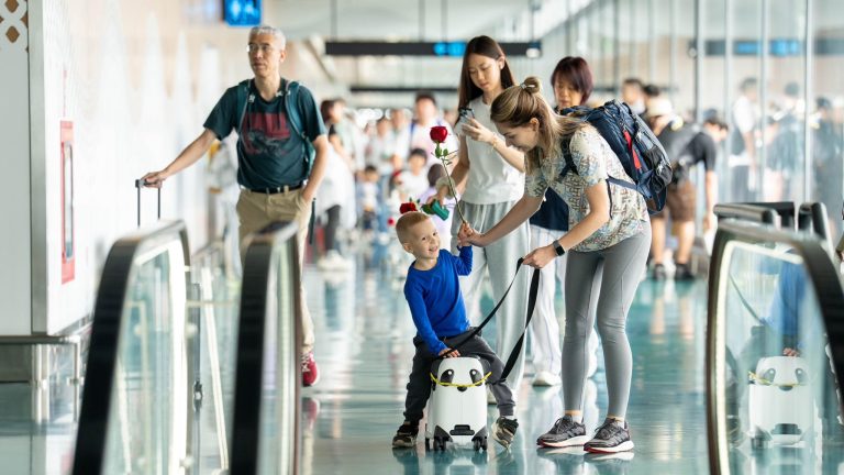 އާ ޓާމިނަލުން ހިދުމަތް ދޭން ފެށި ޗައިނާގެ ފުރަތަމަ އެއާލައިުގެ ލަޤަބު ބެއިޖިން ކެޕިޓަލް