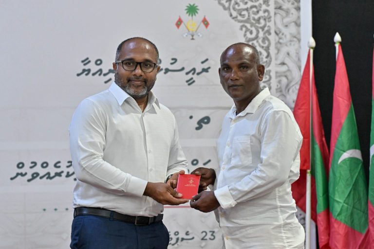 ވިލުފުށީގައި ޕާސްޕޯޓްގެ ހިދުމަތް ފަށައިފި