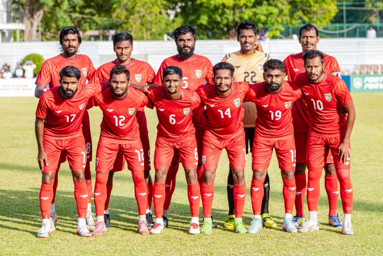 ސައުތު އޭޝިއަން ސުޕަރ ކަޕްގައި ބައިވެރިވާ ޓީމަށް ރައީސް ފޯނުން ގުޅުއްވާ ހިތްވަރުދެއްވައިފި