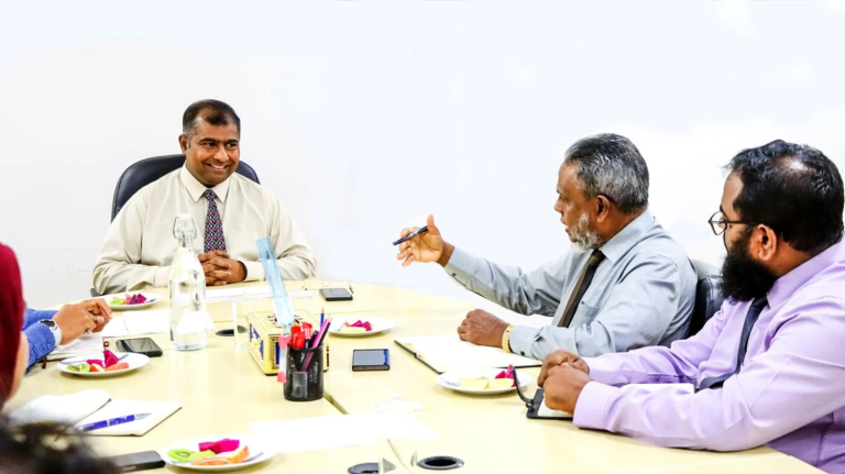 ރާއްޖެ އިސްލާމްވި ދުވަސް ފާހަގަކުރުމާ ގުޅޭގޮތުން އިސްލާމީ ކަންތައްތަކާ ބެހޭ ވުޒާރާއާއެކު މަޝްވަރާކޮށްފި