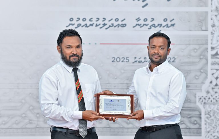 ދިއްގަރު ހިއްކި ބިމުގެ ގޮނޑުދޮށް ޙިމާޔަތްކުރުމުގެ މަސައްކަތް ނިންމާލައިފި