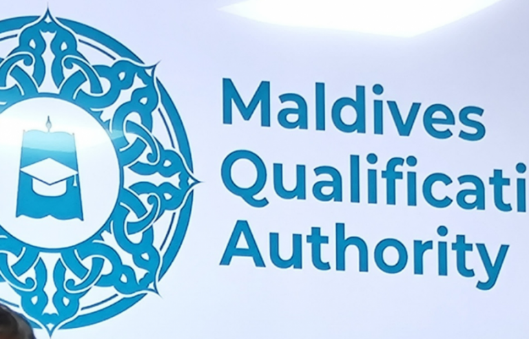 ގަވާއިދާ ޚިލާފަށް ލަންކާގައި ކޯސްތަކެއް ހިންގާތީ ސަމާލުވާން އެދިއްޖެ