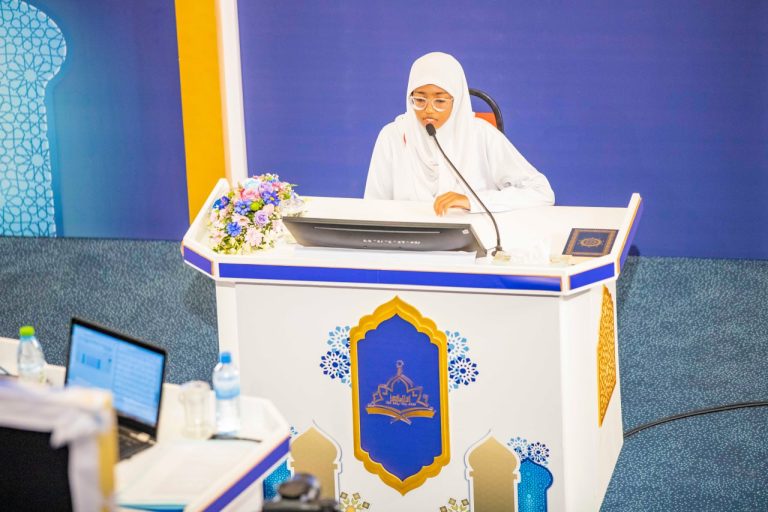 1037 ބައިވެރިންނާއެކު ކީރިތި ޤުރުއާން ކިޔެވުމުގެ 37 ވަނަ ޤައުމީ މުބާރާތް މިރޭ ފަށަނީ