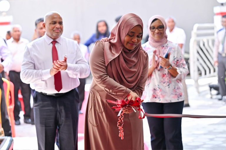 ޤައުމެއް ކުރިއަރާނީ ސިކުނޑިތަކާއި އަތްތައްވެސް ތަރައްޤީ ވެގެން:މެޑަމް ސާޖިދާ