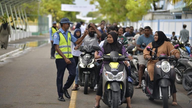 ގއ. އަތޮޅުގައި ހިންގި ރައްކާ ރޯޑް ޝޯވ ނިންމާލައިފި