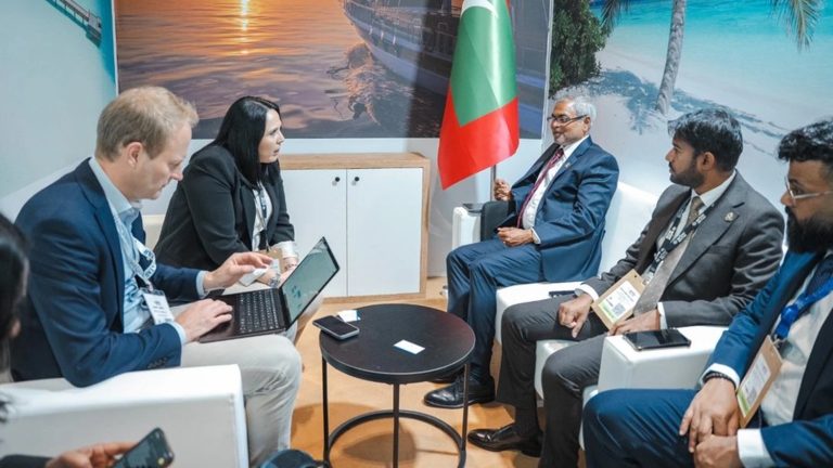 ފަތުރުވެރިކަން ހަރުދަނާކުރުމަށް ބްރިޓިޝް އެއާވޭސް އާއެކު މަޝްވަރާކޮށްފި