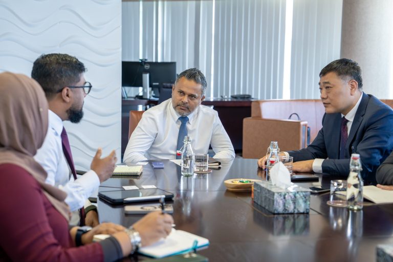 އައްޑޫގައި މަސްވެރިކަމުގެ ބަނދަރެއް ތަރައްޤީކުރުމާ ގުޅޭގޮތުން މަޝްވަރާކޮށްފި