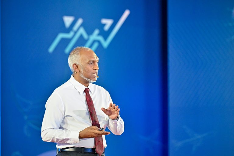 މާލޭގެ ހުރިހާ އަވަށްތަކާ ރައީސް ބައްދަލުކުރައްވަން ނިންމަވައިފި