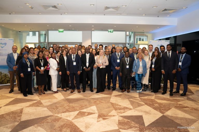 ރާއްޖެ އިޝްތިހާރުކުރަން ޔޫރަޕުގައި ރޯޑްޝޯއެއް