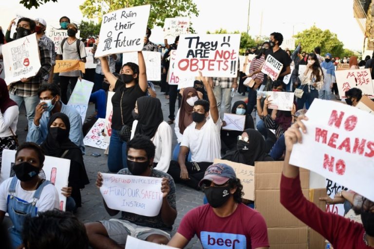 ދެ ކުޑަކުއްޖަކަށް ޖިންސީ ގޯނާ ކުރި މައްސަލައެއް ބަލަނީ